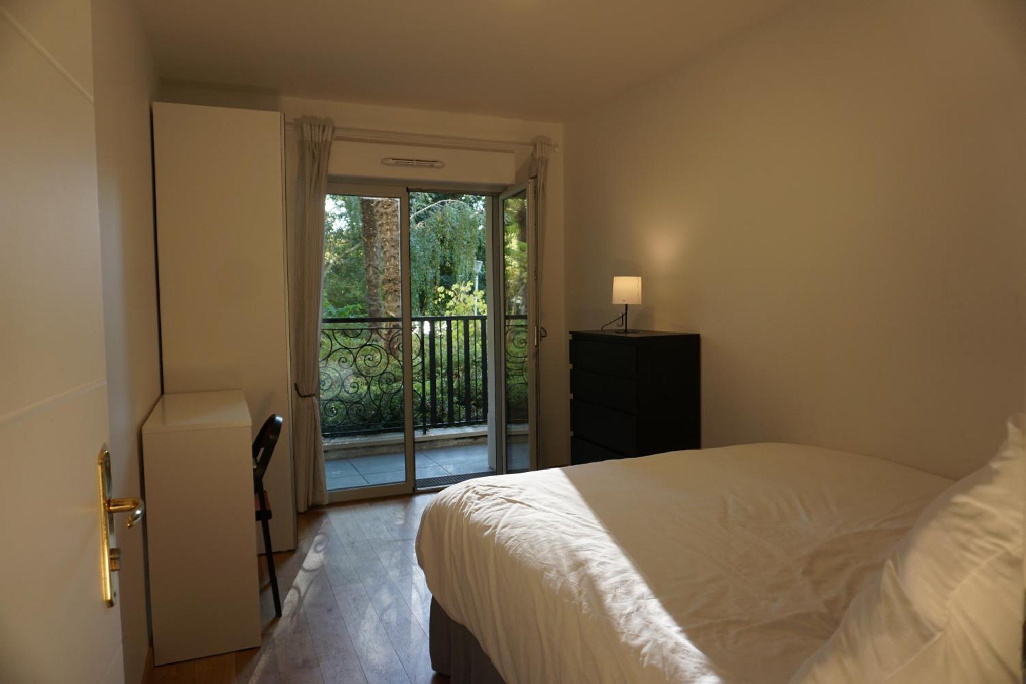 Residences Grande Jatte, Bord De Seine, Suites 52M2 A 97M2, Hopital Americain A 600M Нёйи-сюр-Сен Экстерьер фото