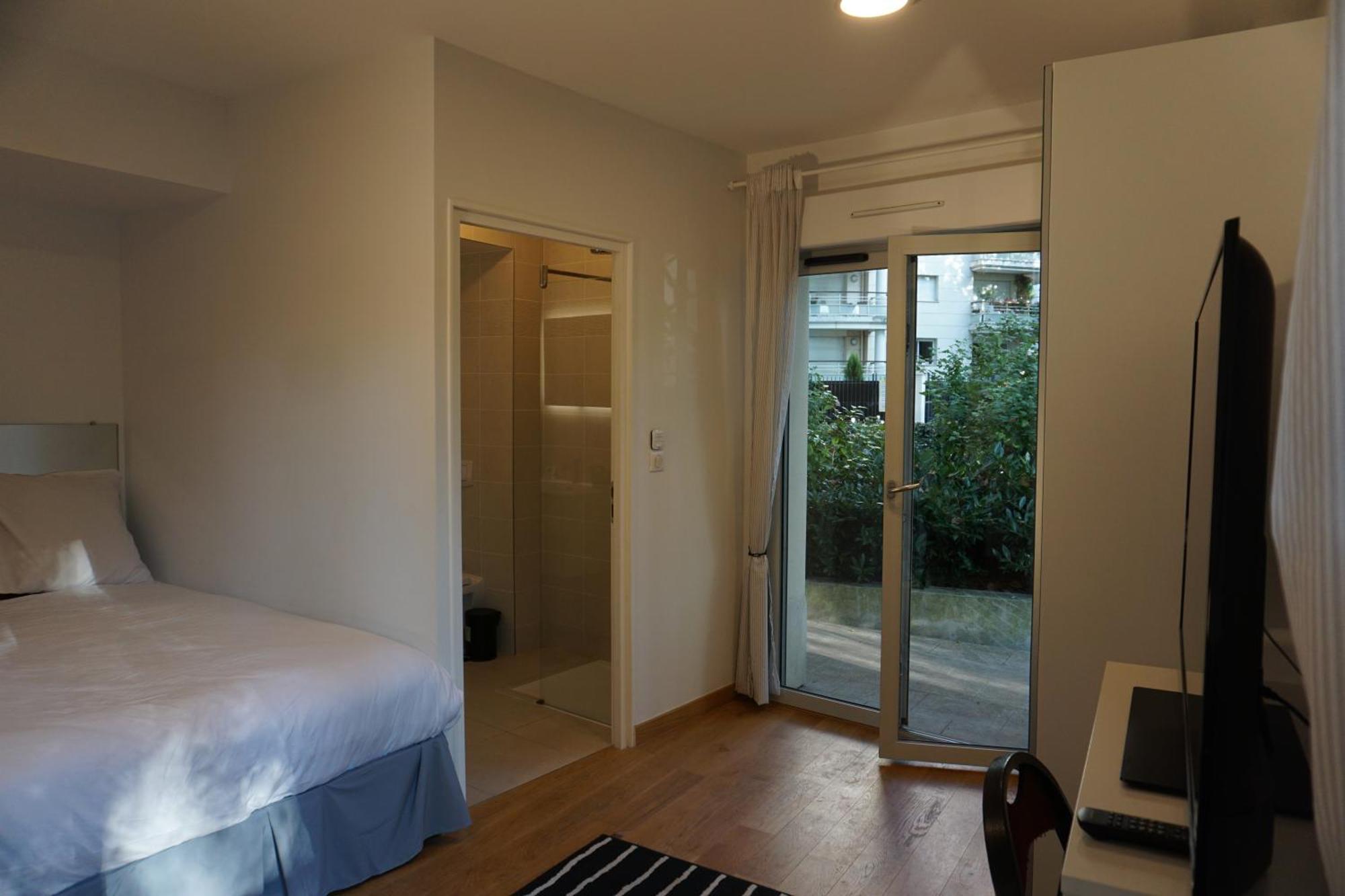 Residences Grande Jatte, Bord De Seine, Suites 52M2 A 97M2, Hopital Americain A 600M Нёйи-сюр-Сен Экстерьер фото